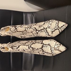 Thalia Sodi Ryliep snakeskin ankle boot